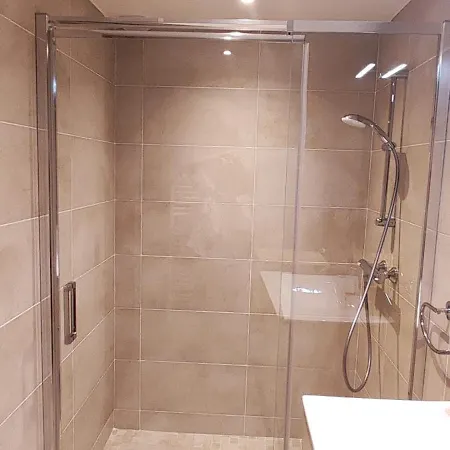 Neuf A 100 M De La - New 100m From *